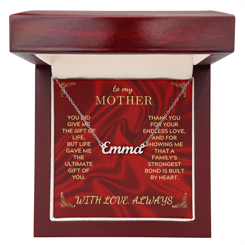 Personalized name necklace with Emma pendant and gold-tone chain in gift box